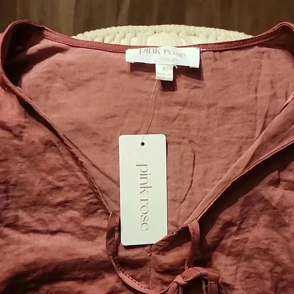 Pink Rose Boho Top NWT - Picture 2 of 3